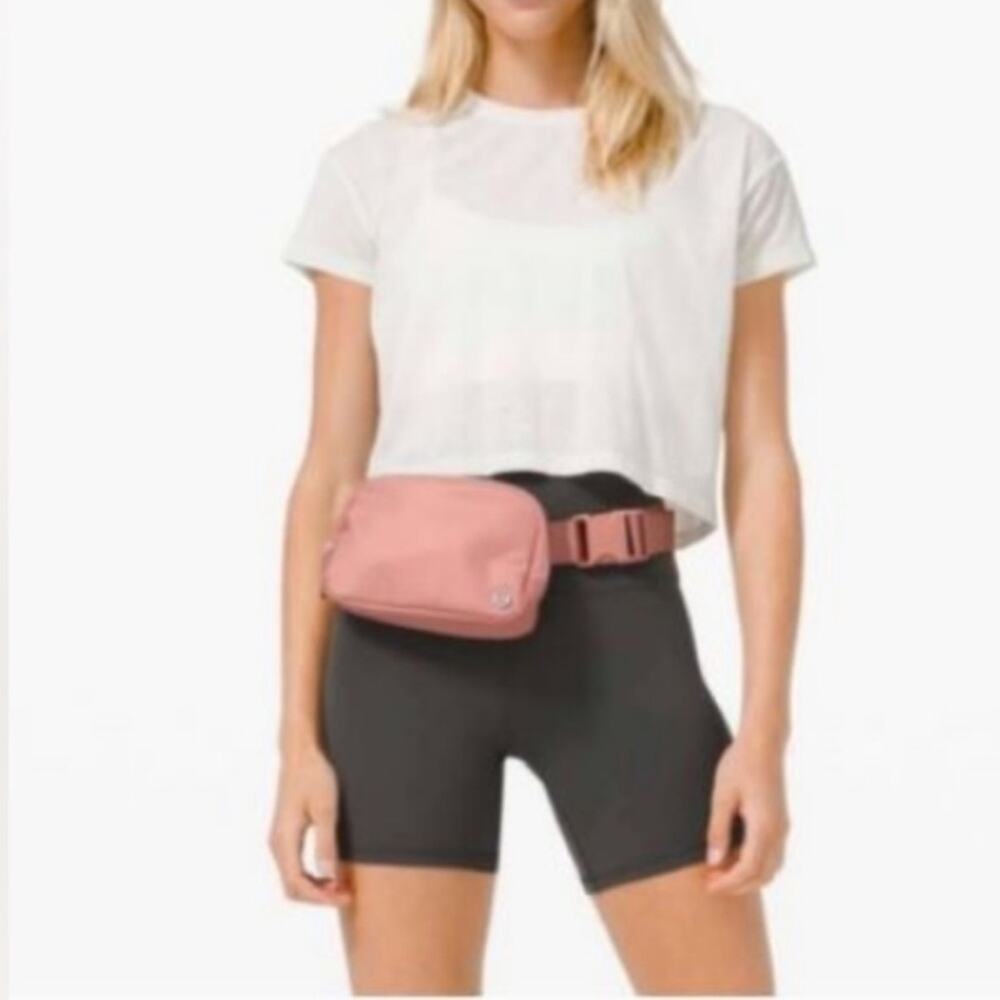 NWT Lululemon Belt Bag Pink Pastel